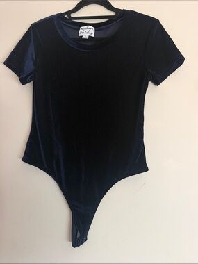 Madison & Berkeley Navy Blue Velvet Bodysuit - Size L